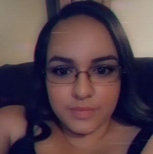 Meet your Posher, Roxanna